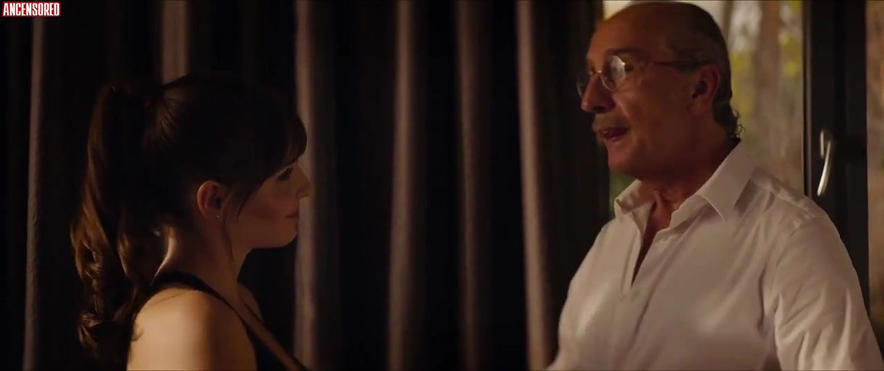 Andrea Duro – la maldicion del guapo