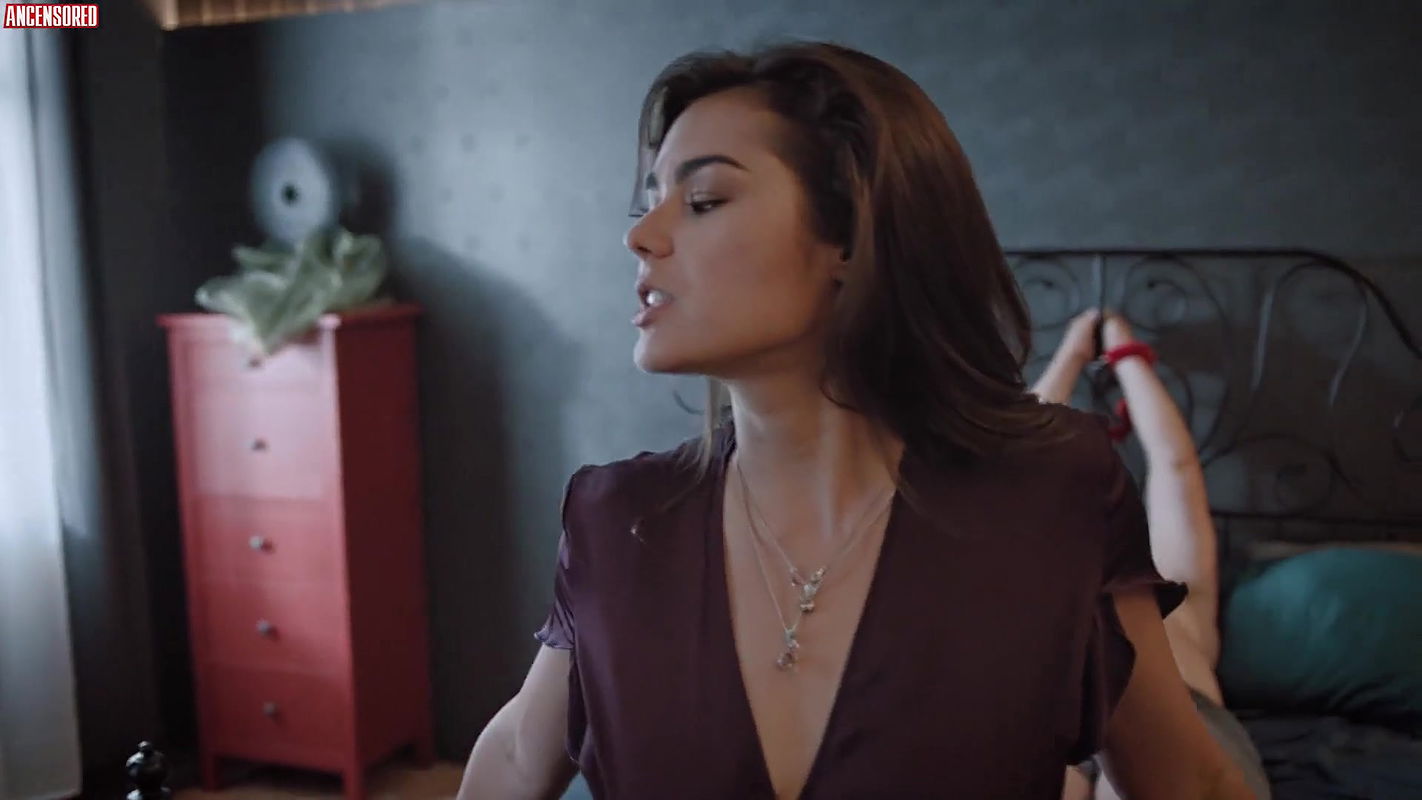 anfisa chernykh – roommate