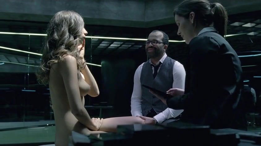 Angela Sarafyan – westworld