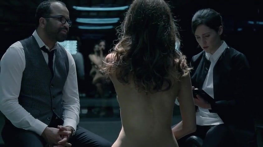 Angela Sarafyan – westworld