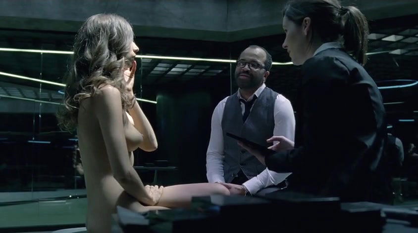 Angela Sarafyan – westworld