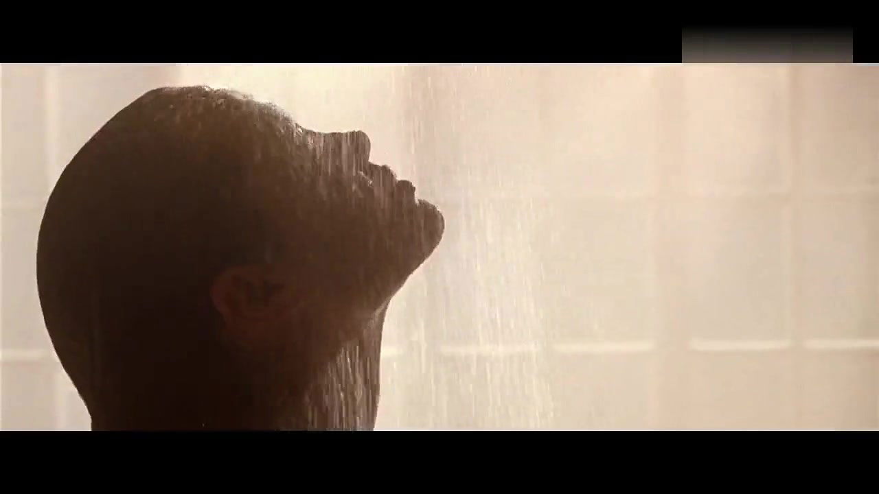 Angelina Jolie – Lara Croft Tomb Raider