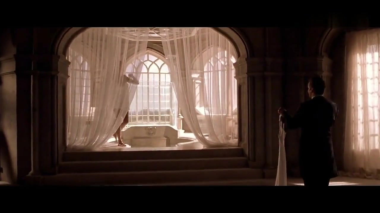 Angelina Jolie – Lara Croft Tomb Raider