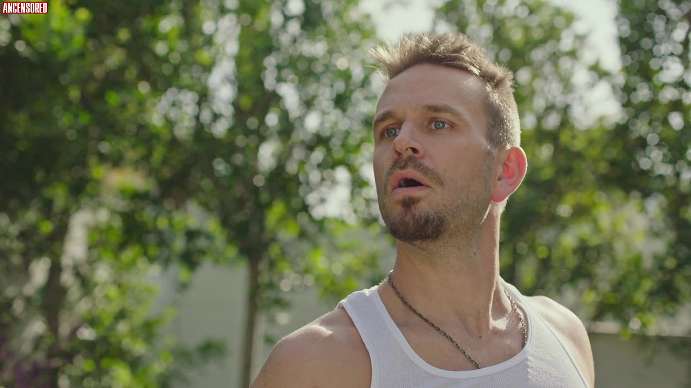 Anita Briem – the drone