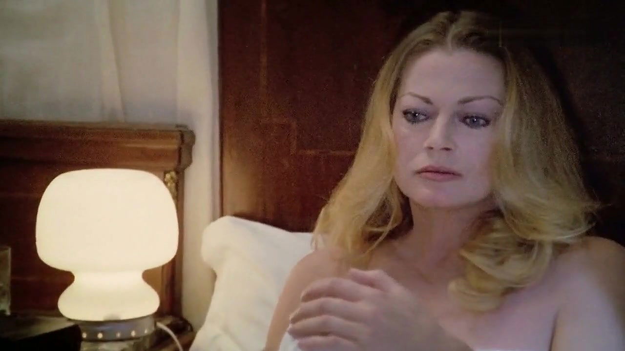 Anita Ekberg – Killer Nun