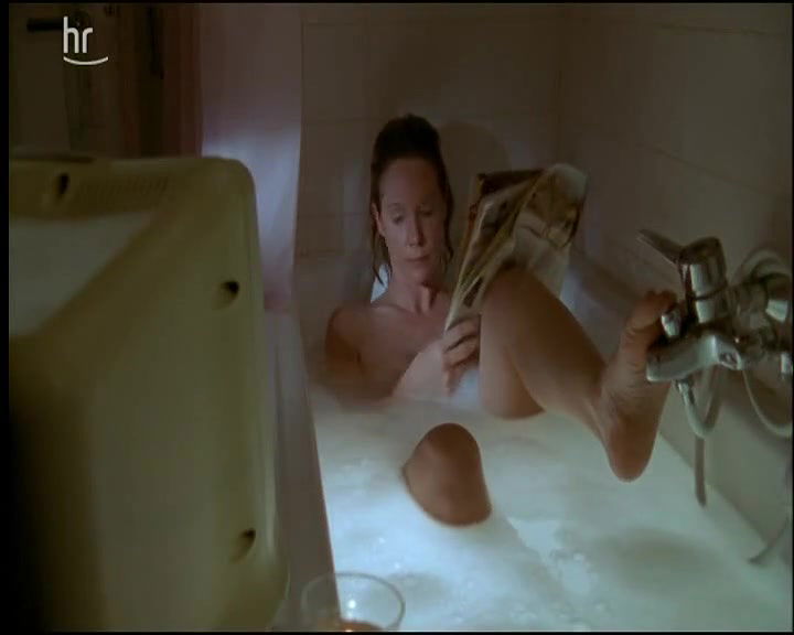 Ann Kathrin Kramer – Allein unter M