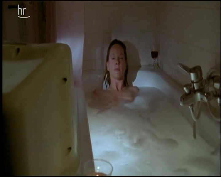 Ann Kathrin Kramer – Allein unter M