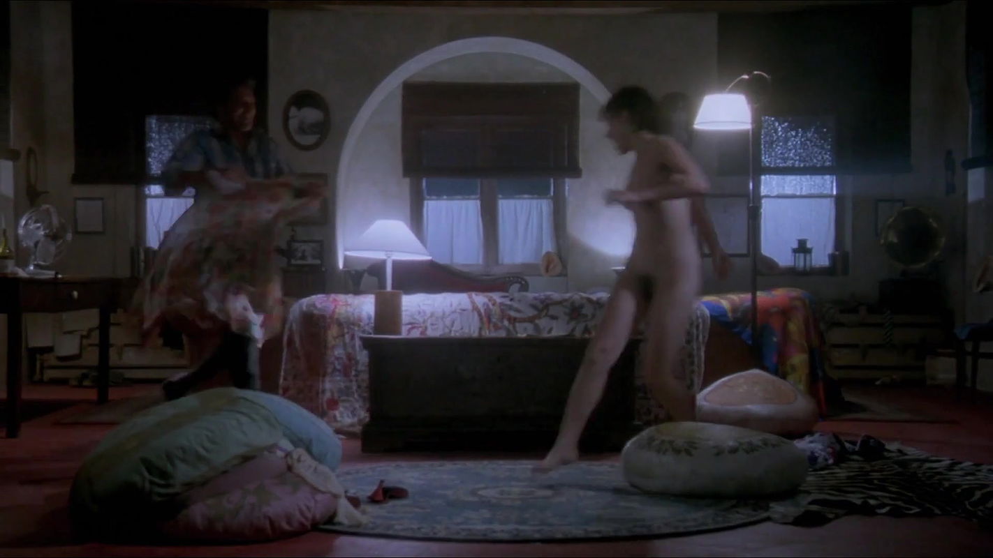 Anna Ammirati – Frivolous Lola