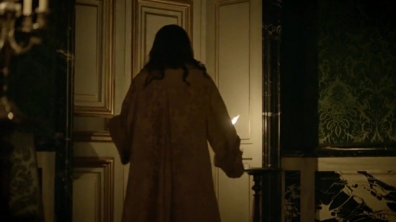 Anna Brewster – Versailles
