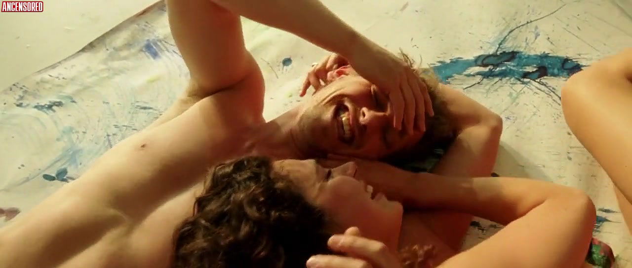 Anna Drijver – Love Life