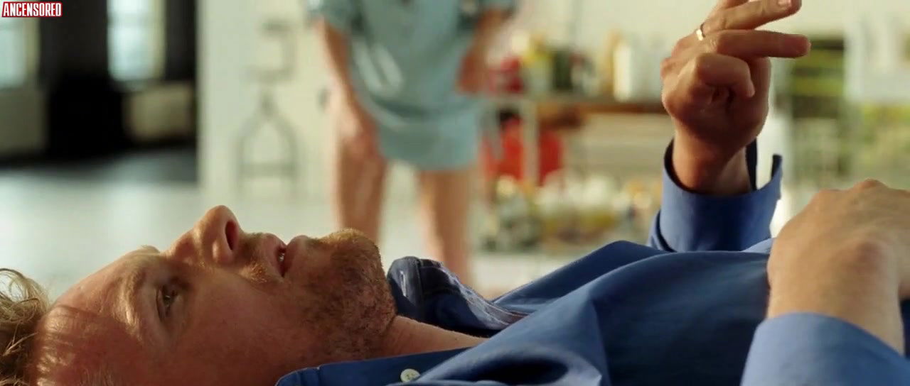 Anna Drijver – Love Life