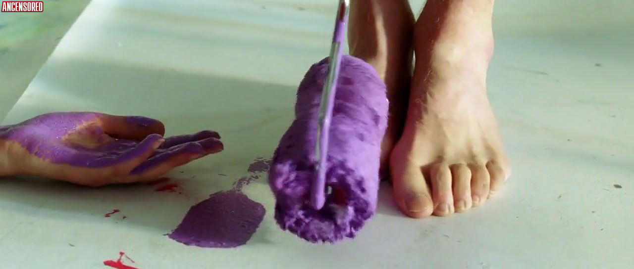 Anna Drijver – Love Life