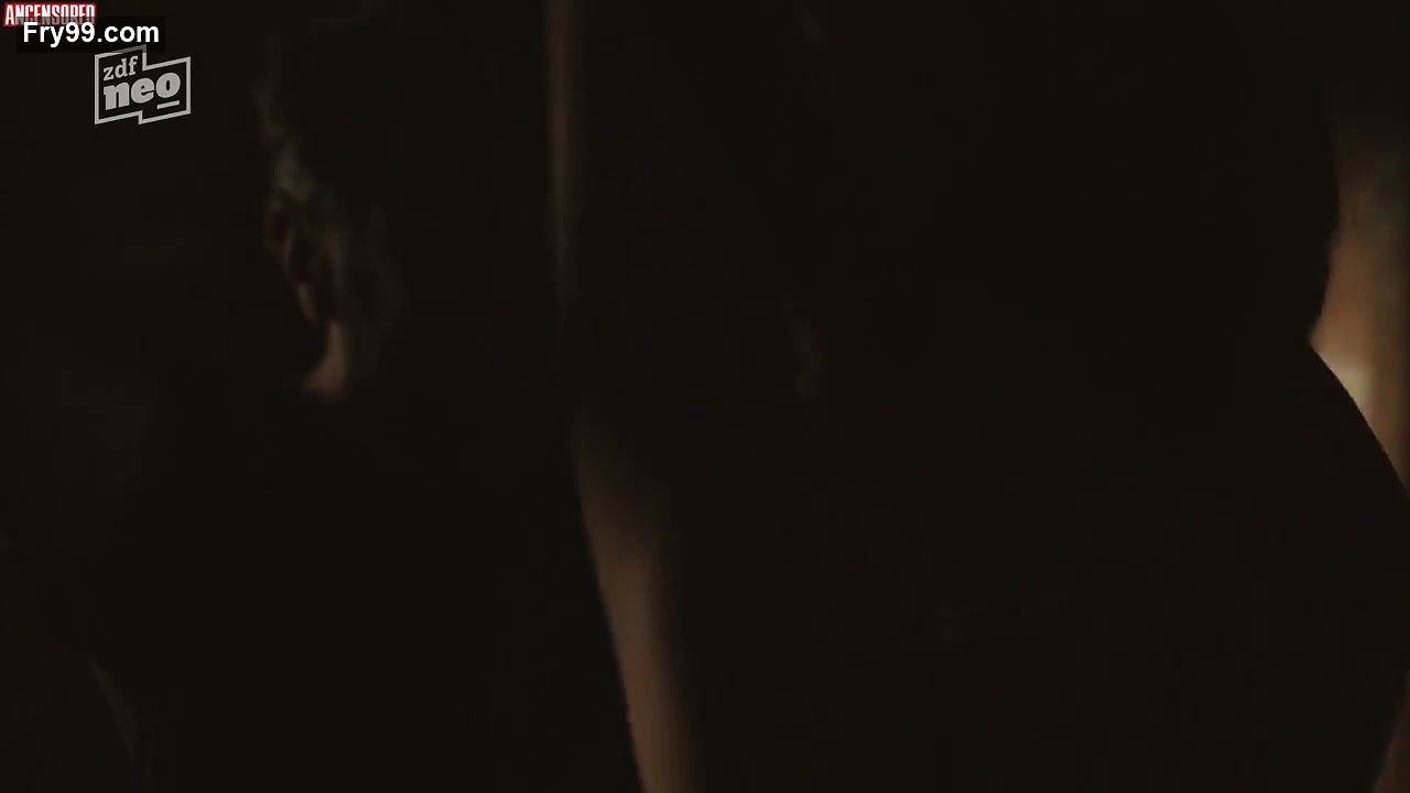 Anna Drijver – undercover