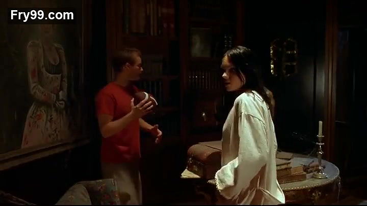 Anna Faris – Scary Movie 2