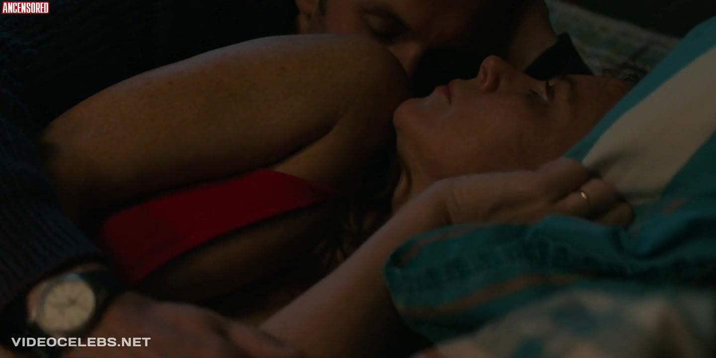 Anna Friel – deep water