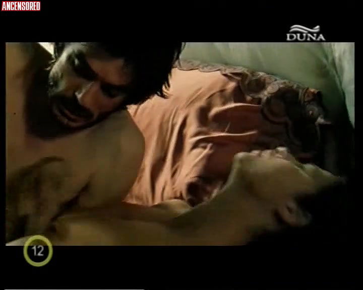 Anna Galiena – Oltre il Confine