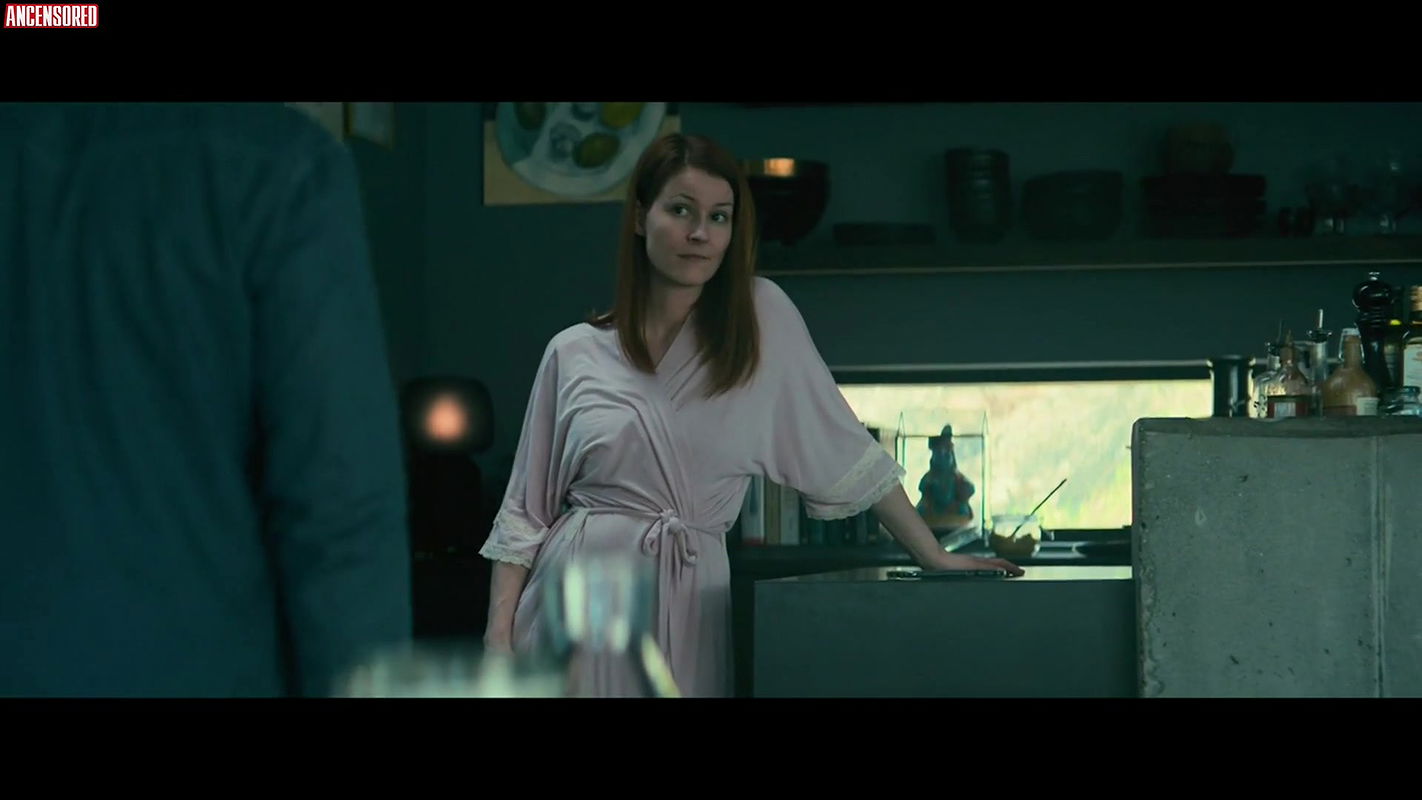 anna gunndis gudmundsdottir – black sands