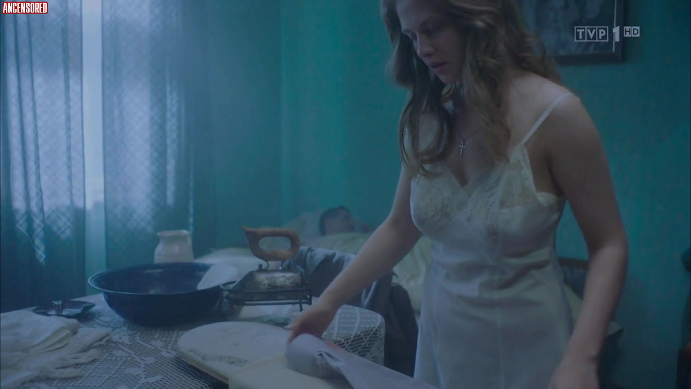 anna karczmarczyk – people and gods