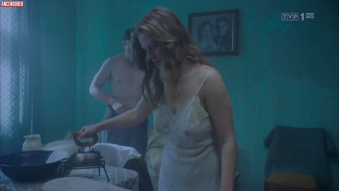 anna karczmarczyk – people and gods