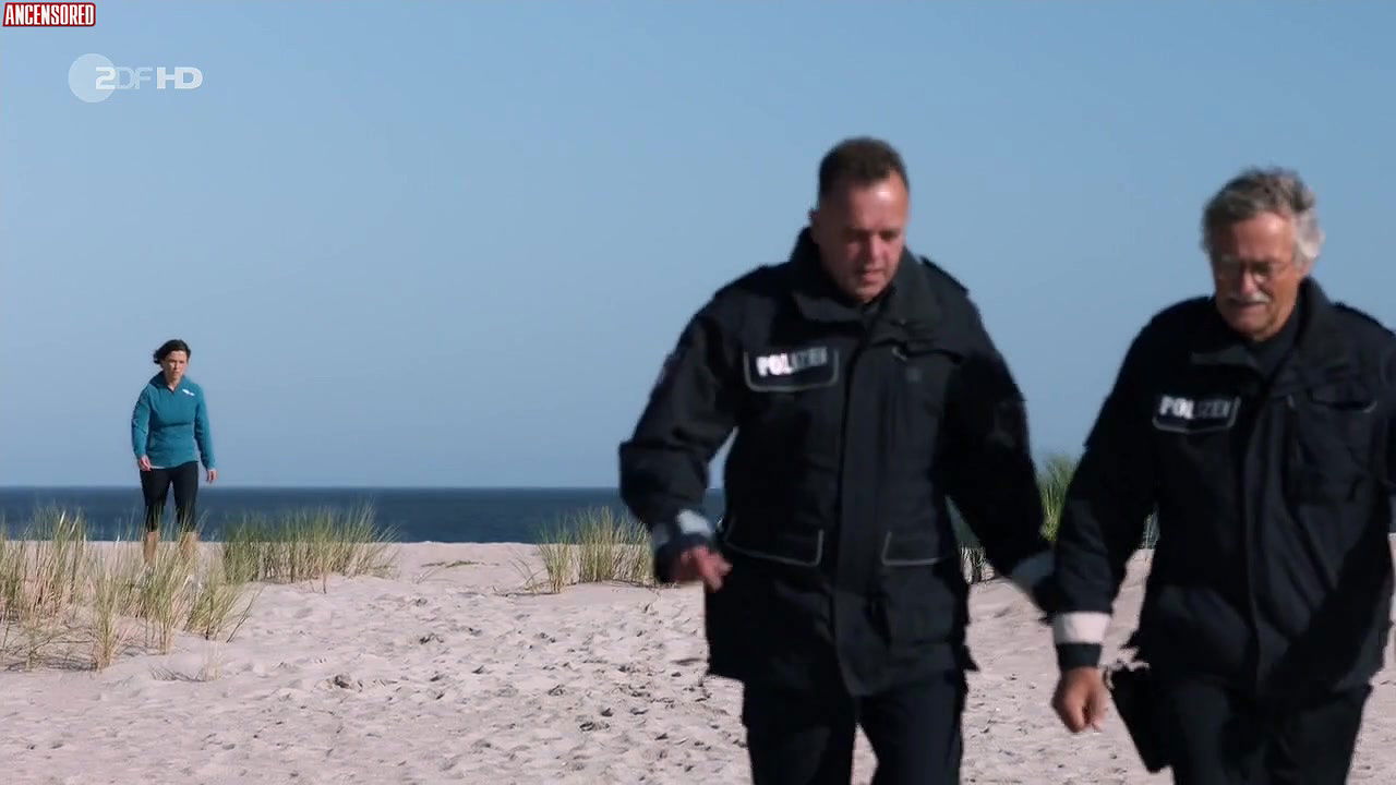 anna lena schwing – nord nord mord cluver und die wilde nacht