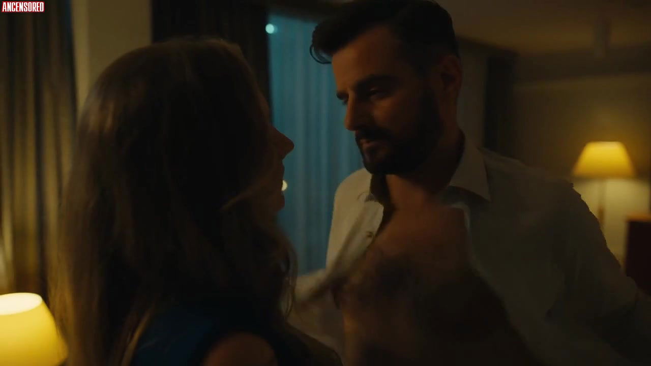 anna mrozowska – a vote of no confidence