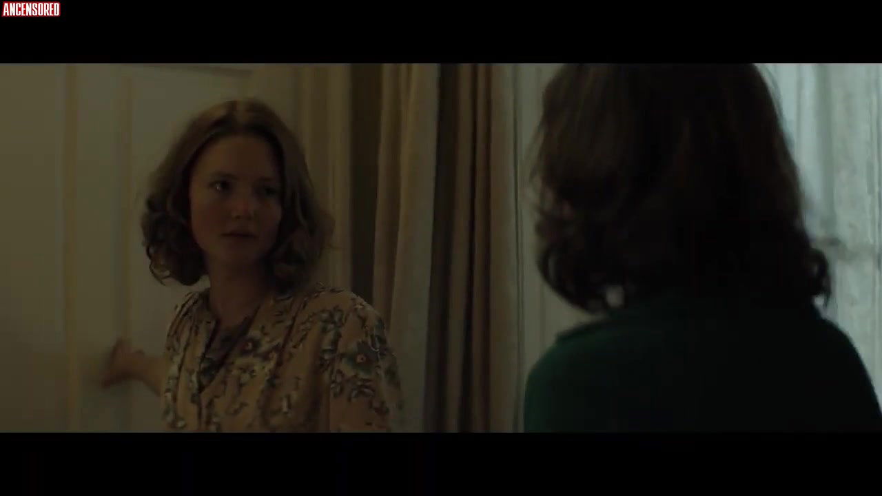 Anna Paquin – tell it to the bees