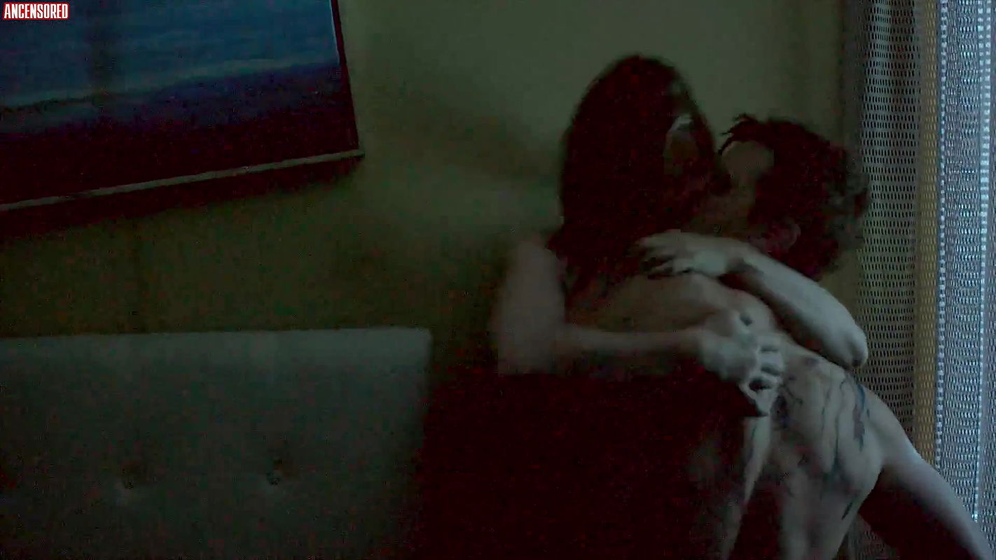 Anna Paquin – The Affair