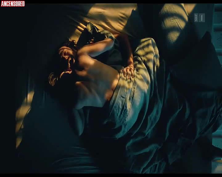 anna pieri – double vie