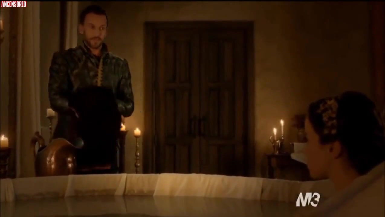 Anna Popplewell – Reign