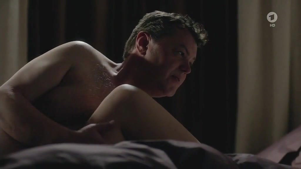 anna schafer – zielfahnder flucht in die karpaten