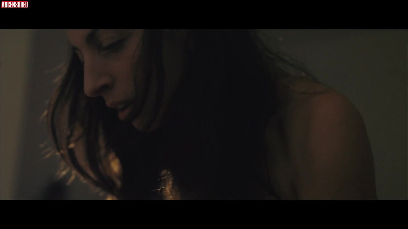 Anna Sigalevitch – sit roll over play dead