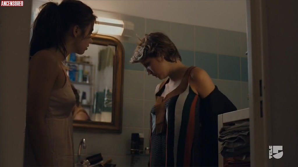 Anna Sigalevitch – Student Services