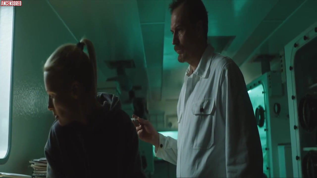 anna slyu – survivors