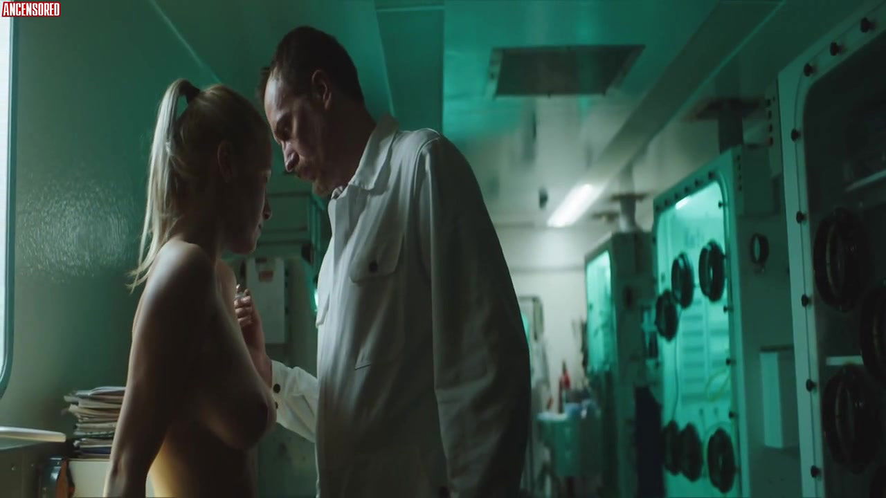 anna slyu – survivors