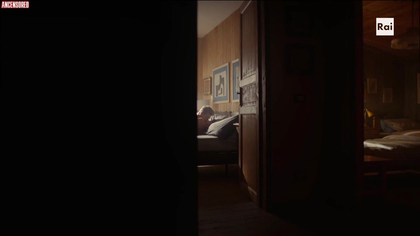 Anna Valle – vite in fuga