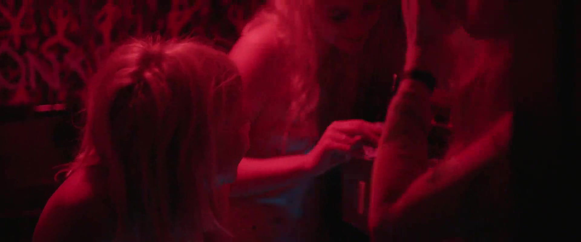 annabelle dexter jones – white girl