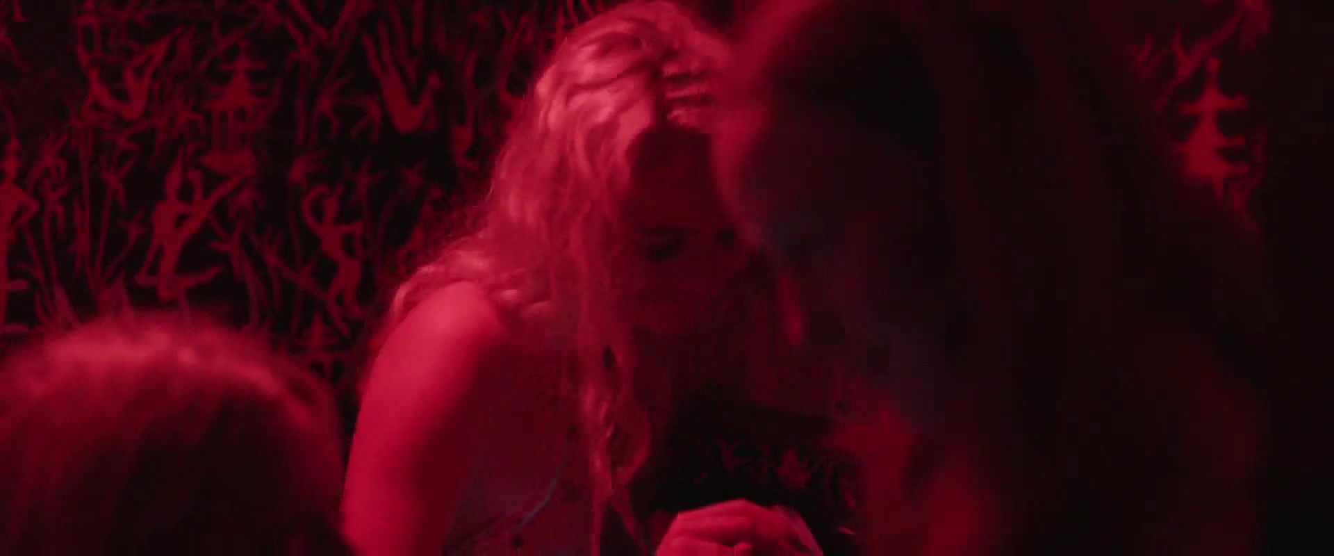 annabelle dexter jones – white girl