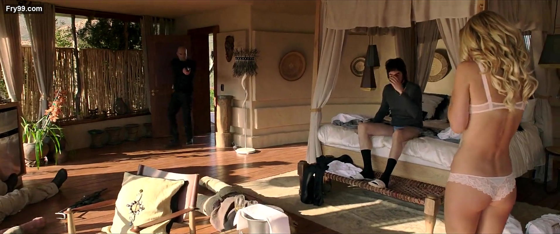 Annabelle Wallis – The Brothers Grimsby