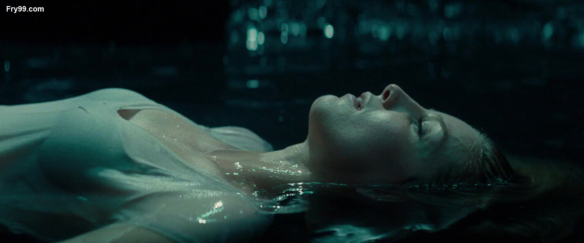 Annabelle Wallis – the mummy