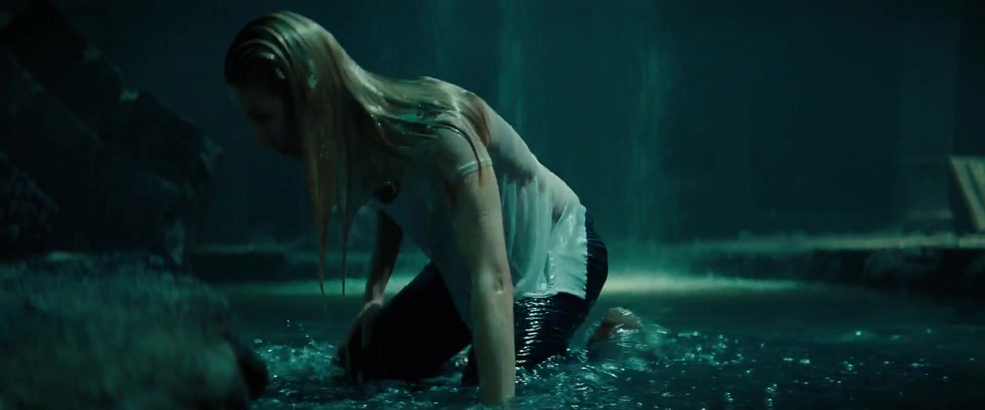 Annabelle Wallis – the mummy