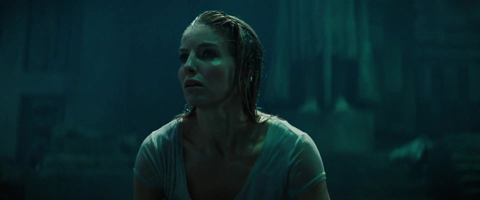 Annabelle Wallis – the mummy