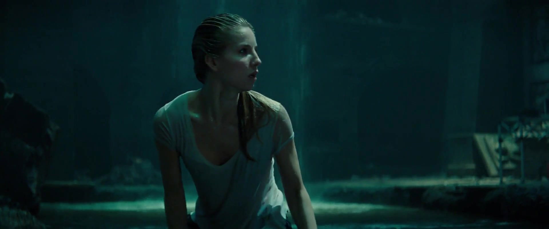 Annabelle Wallis – the mummy