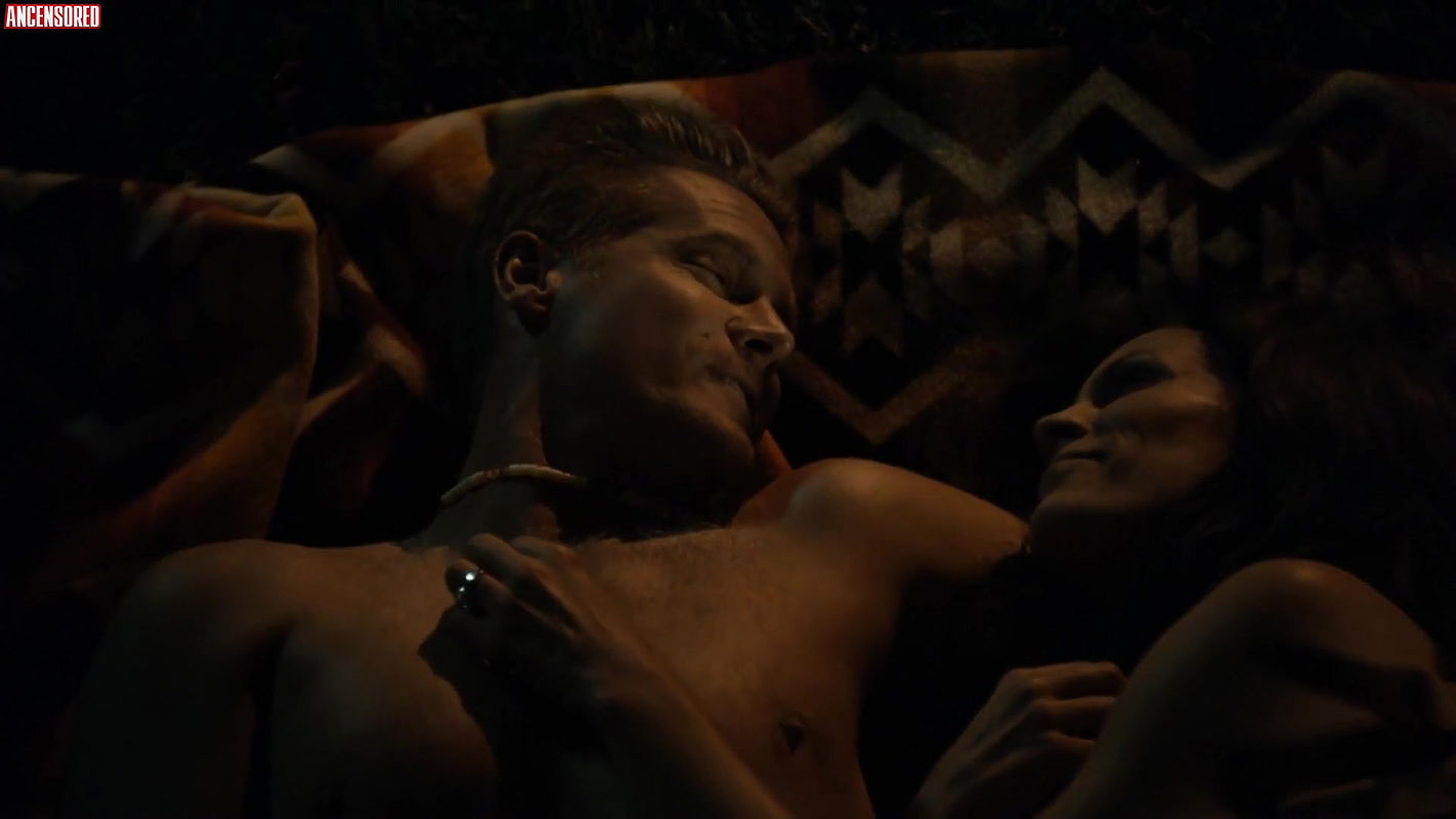 Annabeth Gish – The Bridge