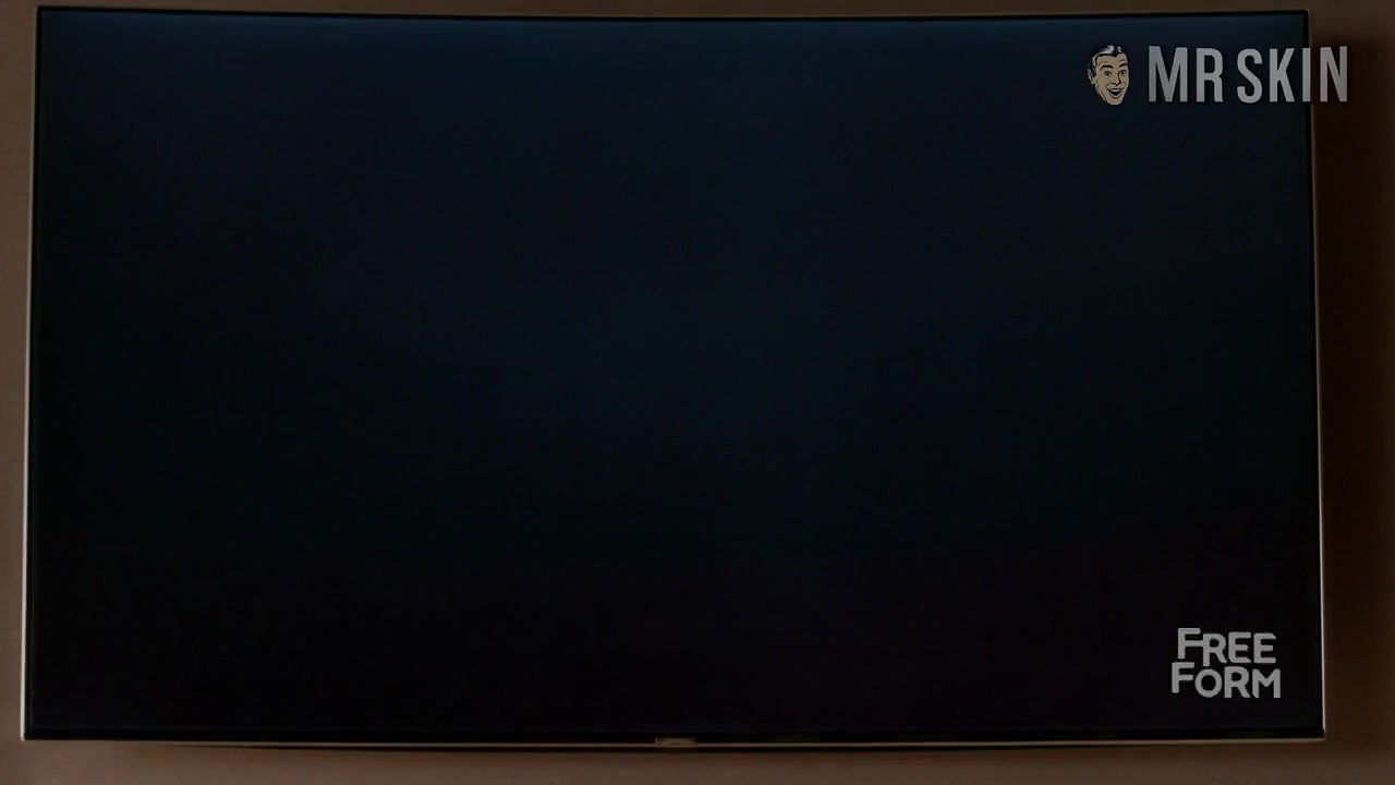 annalisa cochrane – famous in love