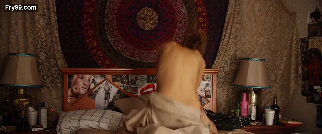 AnnaLynne McCord – 68 kill