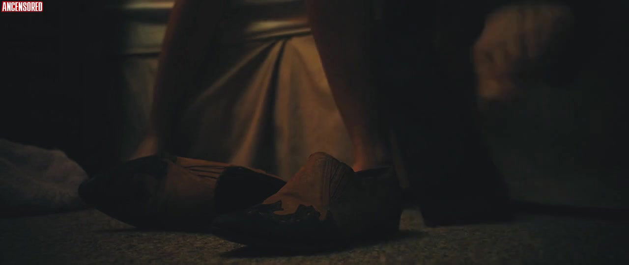 AnnaLynne McCord – feral state