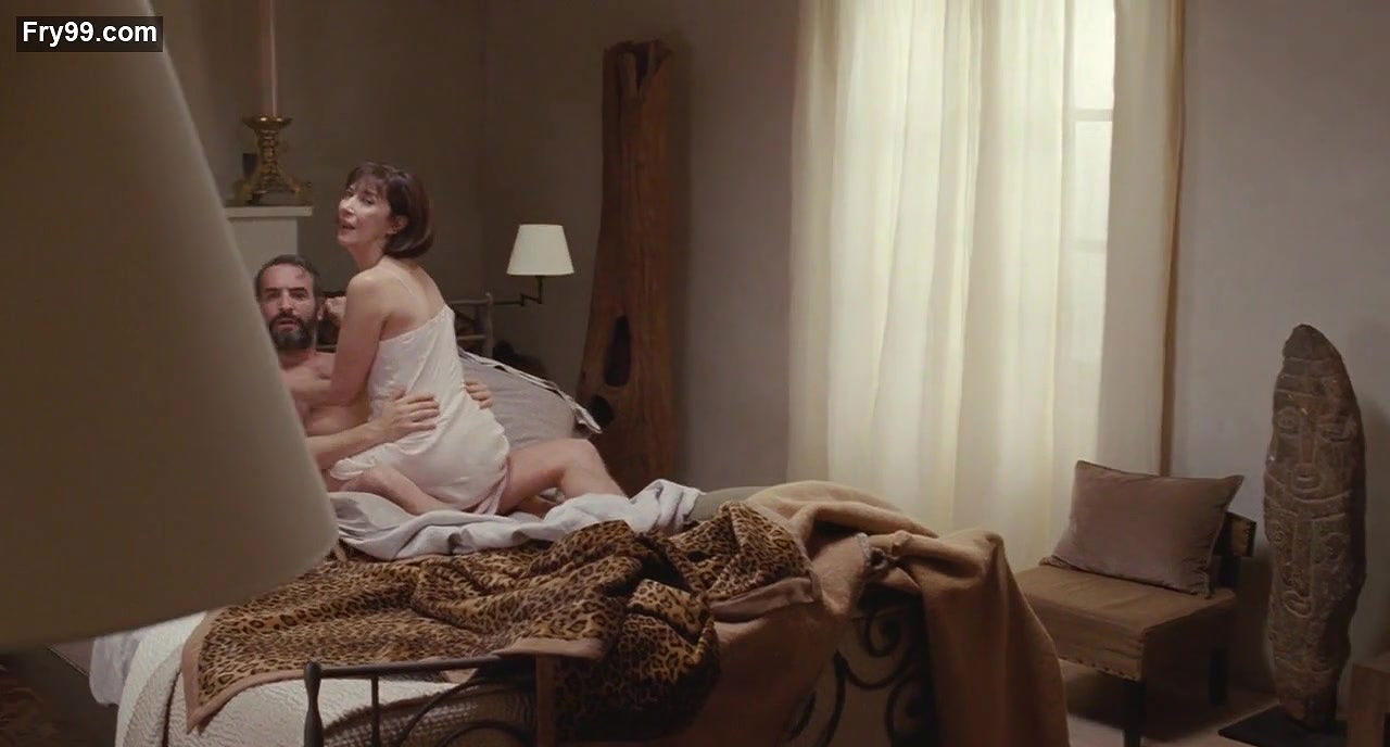 Anne Alvaro – The Clink of Ice