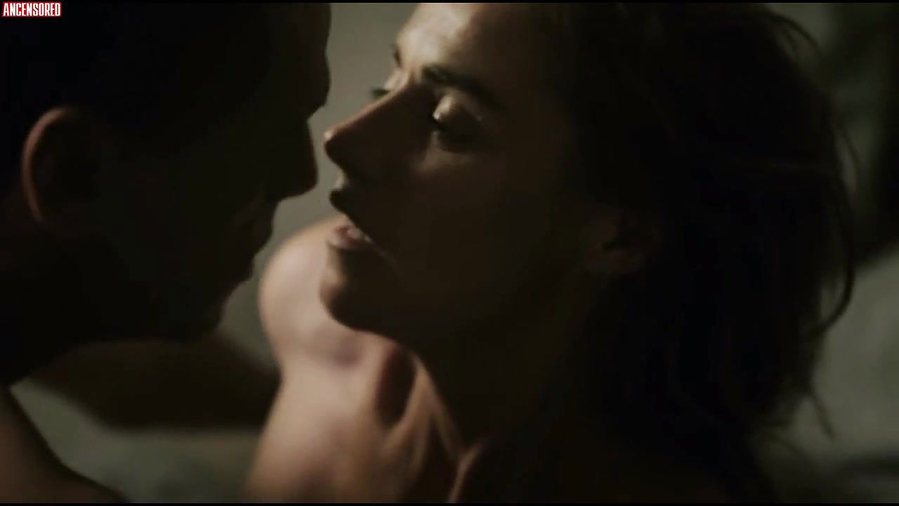 Anne Consigny – E Love