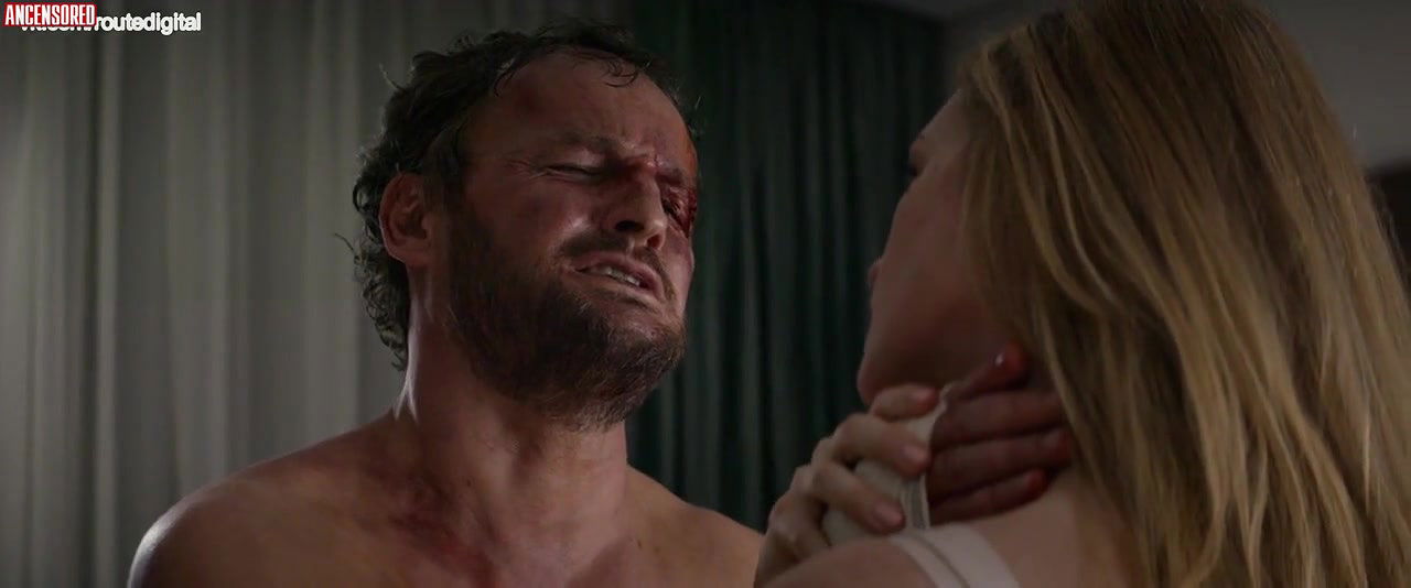 Anne Hathaway – serenity 2