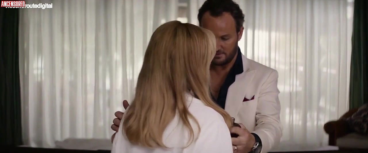 Anne Hathaway – serenity 2